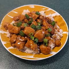 This was pretty good although next time I would cut back on the soy sauce. Even with the low sodium kind it was very salty. Other than that, nice flavor! Also, this makes a TON of sauce even for the amount of chicken. 