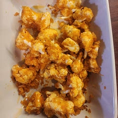 This recipe was okay. It took me a while to separate the florets.  Definitely could use less butter and it needs a binder to make the crumbs stick better I think. Not too spicy. I also put half a tsp of sugar. 