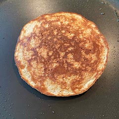 The pancakes were great! But I wouldn’t eat more than 2! I gave them to my brothers (who are athletic big dudes) and they thought 3 pancakes was a little too heavy for them. But other than that, they are delicious! 🙌🏼❤️