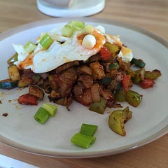 Very nice I would make it again.
Since I didn't have have all the ingredients I put other spices instead 