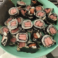 I wasn't good at making the heart but this was an awesome recipe !