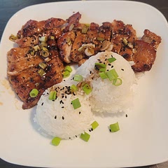 Was actually very delicious. Added green onions to sauce. 