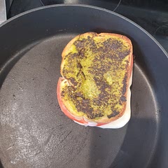 I love this recipe but here's what it looks like if you don't have the right kind of crusty thick bread and think, "ehh regular soft bread should be fine" lol