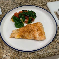 Avocados weren’t ripe enough :( replaced with spinach. Air fried my salmon instead of baking it. Turned out pretty yummy. I wish I would’ve added more seasoning. Super easy to make!