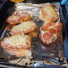 Fantastic! Used one can of pizza sauce, some mozzarella and put pepperoni on half. With 5 kids, this was a huge hit with each one which is so rare! My oldest (12) said he prefers these to ordered pizza! Easy to make! 