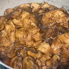 this was such a hit for my family. we LOVED it, it was absolutely amazing. served it with mashed potatoes and broccoli, and im definitely making it again.