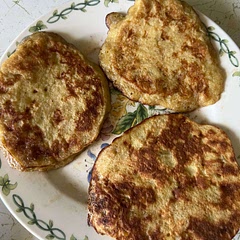Tasted okay. I added a little bit more flour. Made it for something to give my 6m old in his baby led weaning journey. I’m not used to eating breakfast so thought it would be a quick thing to try.