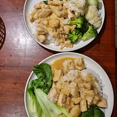 Used 3 x lemons and floured (plain flour) the chicken before cooking. Also added a heaped tablespoon of crushed garlic and ginger in the rice for some extra punch. Will definitely do again!