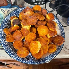My family of 7 absolutely loved these, even my brother who hates cheese!