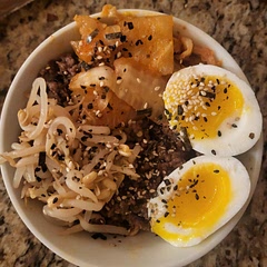 Instead of rice, I used regular chicken noodles, which is such a great replacement! The toppings were kimchi, bean sprout, and a soft boiled egg. 10/10 would make it again! 