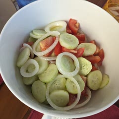 Super easy and fresh. Really brightened up my pasta!