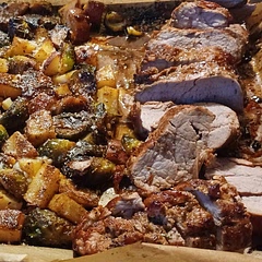 Used potatoes instead of squash because my husband doesn't eat it. Very good, easy dinner.