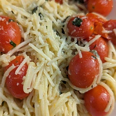 Overall really nice and quick recipe! Some more olive oil is good and possibly more cheese ;-) 