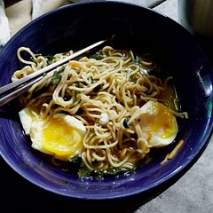 I left out the mushrooms, but this was so dang good! Even my toddler ate it! 