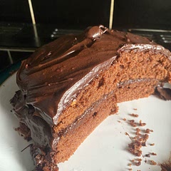 I didn’t have any bicarb or self raising flour so used plain flour and 2 x baking powder. Turned out great!