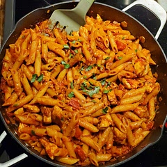 Was a total hit with the fiancé. Very easy and the pasta cooked perfectly which I was worried about. Makes a ton so it will be dinner tomorrow night too😋 