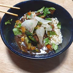 Was great and I loved the level of spice, I also added loads of veggies. Was a little too spicy for guests sp next time leave out red pepper flakes and those that like spice can just add them when serving