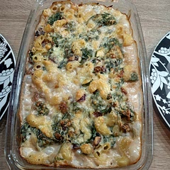 Fabulous meat free meal, really loved the spinach, courgette, onion and garlic combo. And especially the mushrooms! Will definitely be making this again!