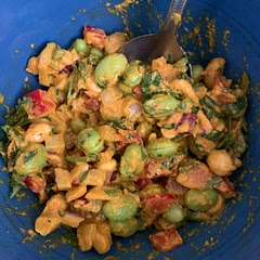 Easy to put together, delightfully crunchy and crisp! I love the addition of carrots to the sauce for color and to pack in some extra veg. If you’re not a fan of the distinct zing of fresh red onion, soak the pieces in some cold water before adding to the salad.