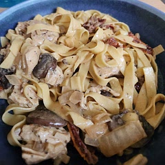 Decided to swap the spinach with onions and portabella mushrooms. Pretty good!