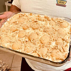 Added some crushed up graham crackers to the top for a little extra razzle dazzle 😎