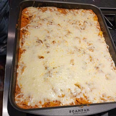 Super easy to make.  We made it with mids tomato basil instead of marinara, but it was delicious!