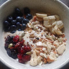 I added some dried berries as well.
And sprinkled toasted mixed seeds on top.