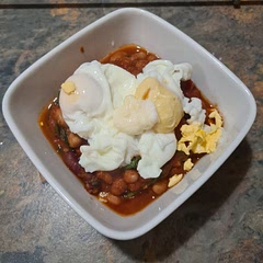 Used 4 bean mix (butter beans, chickpeas, white (cannellini) beans, red kidney beans). Could have used more flavour.