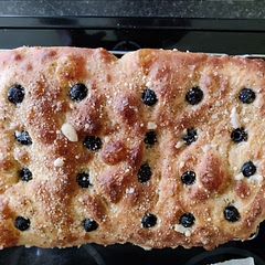 Lovely next day focaccia, my wife love it. Ready to do again 😁🤪😜