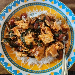 Simple, quick recipe! Made a single serving using pre-packaged frozen spinach, so there was a bit more than needed. Used "hot" salsa, and there was nice heat. Served over rice. Turned out good.