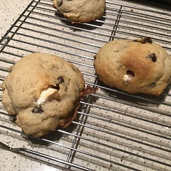 IT WAS SO YUMMY !!!!!!!! Although the batter was a little bit dry, so I added some milk and a little bit more flour. Overall, this is a 7.9/10 recipe, because the marshmallows kinda shrank and left a big hole in the middle.