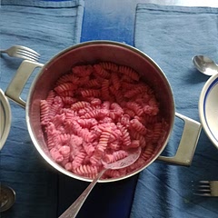 The sauca/pasta balance was a bit off, we have quite some sauce left but it was really good and easy! 