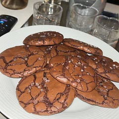 I didnt use a saucepan to melt the chocolate, melted it with the butter in a bowl over a boiling pot of water.