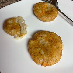 its such a good snack for potato and cheese lovers like me, i made it with my mom and it made me very proud of myself as a beginner