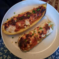 Good way to use up oversized courgettes! Used quark and parmesan for topping. A little overdone so perhaps closer to 20 mins would have been better. Very tasty!