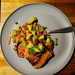 Sooooo good! Skipped the onion but we didn't miss it. Served over a quinoa blend. Definitely a new fave😍 