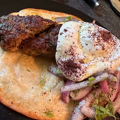 Doubled all herbs and used 50/50 minced lamb and köfte, epically good 🤤