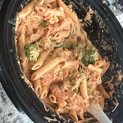 Made the house smell sooo good, easy to make! Super good. We paired it with garlic bread sticks and cottage cheese.