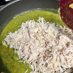 One of the best meals I’ve ever made. Esposo approved and he doesn’t need to know it’s low in calories. I feel like I’ll be making this one on a regular basis.