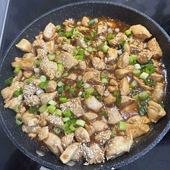 We really enjoyed the sauce!  The green onions were a nice touch 👍🏻 
When I was making the chicken there was quite a bit of water in the pan(I didn’t pat dry my chicken before cooking). I dumped the water before adding the sauce.  Turned out awesome 