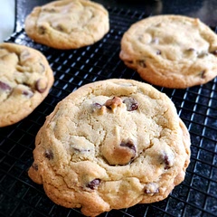 This is the best chocolate chip cookie recipe if you like soft cookies. My family approved!
