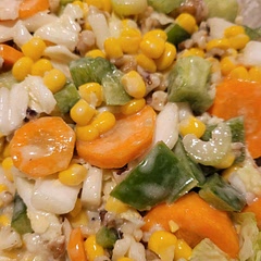 I left out the avocado and added some lemon juice and honey mustard. The sweetness and freshness go really well with the citrusy notes.