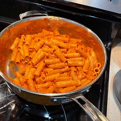 The easiest pasta!! 
Needed lots more seasoning than the recipe calls for and that made it perfect! Added extra Italian seasoning, crushed red pepper, salt, and pepper.