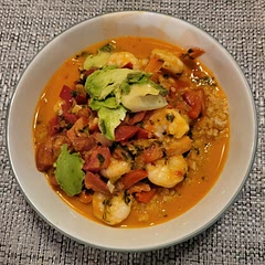 We used quinoa instead of rice as a base in the bowl. Next time I plan to add sliced carrots and onion and black pepper. 