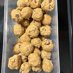 I doubled the recipe and then spilt it in two. In one have I used chocolate chips and the other half I used dried cranberries. Yummy!!!! I had plenty of Canadian maple syrup on hand thanks to my daughter in law who’s French Canadian and makes sure I have a can or 2 at all times 🇨🇦🍁.