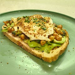 New go to breakfast! Loved it! I didn't have Greek yogurt nor red chilis so I used avocado to spread on the bread and chili flakes for the chickpeas. Also added lemon pepper and it g
ave it a great zing of flavor! 