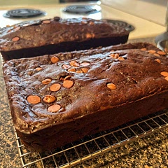 Everyone loves it, but im not sure if its more cake or bread