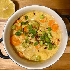For use it hardly made enough for two so I definitely recommend doubling if you want leftovers which I like when cooking soup but it was amazing.