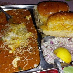 Irresistible Pav Bhaji: Where veggies meet indulgence! 😋🍛