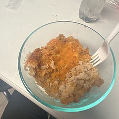 Super easy , reminds me of a thanksgiving casserole!